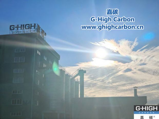 下班時(shí)分，天空上演白云盛宴，員工紛紛記錄美好時(shí)刻。