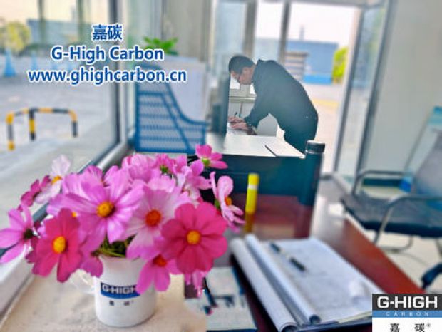 嘉碳員工巧手布置，辦公環(huán)境煥發(fā)新生